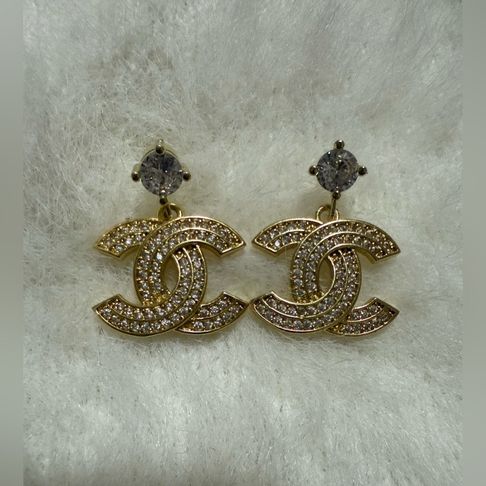 Elegant Gold and Silver Crystal CC Earrings Fashion Jewelry